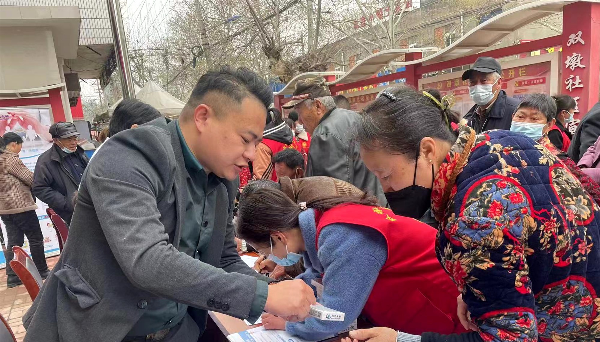 胃癌早发现，远离癌症困扰 (4).jpg