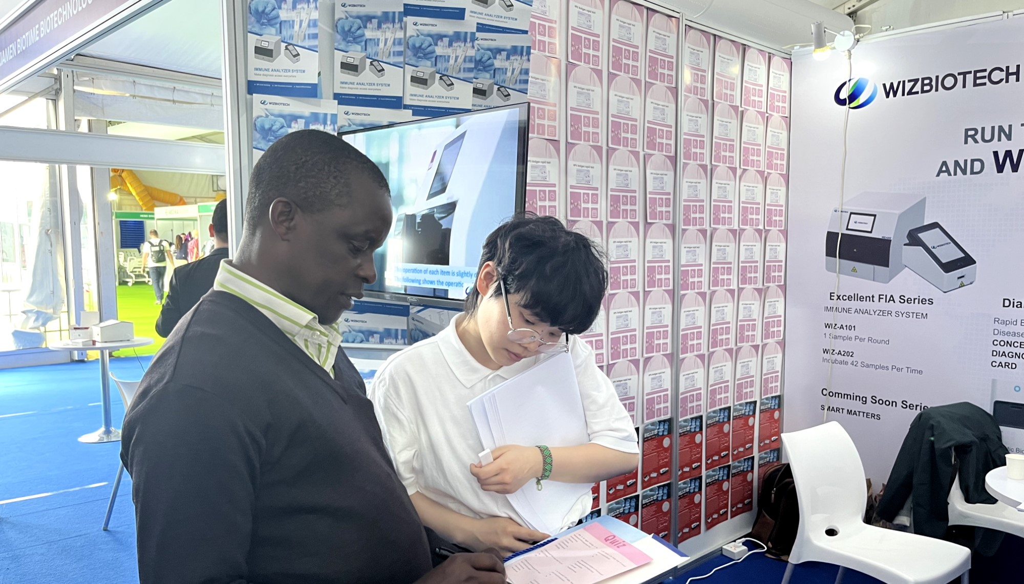 伟德国际1946官网亮相Medic East Africa 2023 (3).jpg